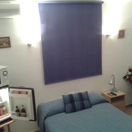 Hostal Arneva Orihuela Экстерьер фото