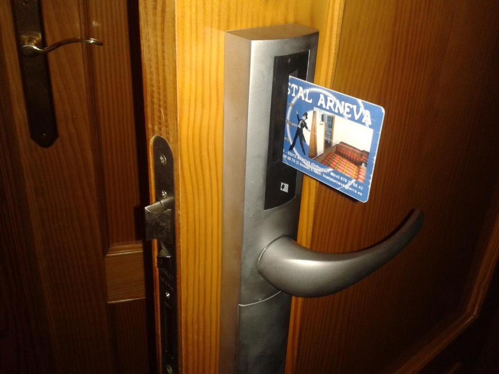Hostal Arneva Orihuela Экстерьер фото