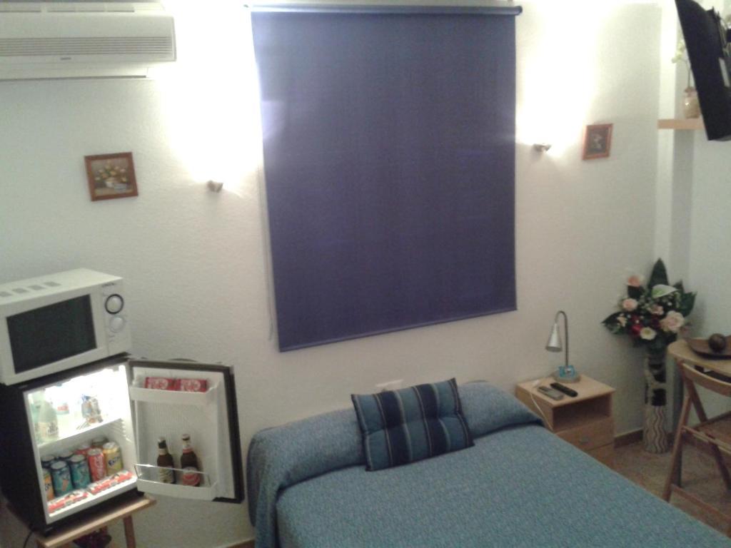 Hostal Arneva Orihuela Экстерьер фото